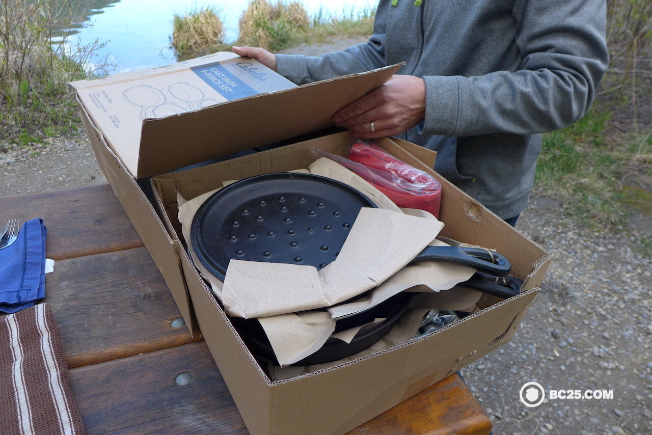 Cabela's cast iron cookware box opening. Taking the seasoned cookware out of the packaging. 