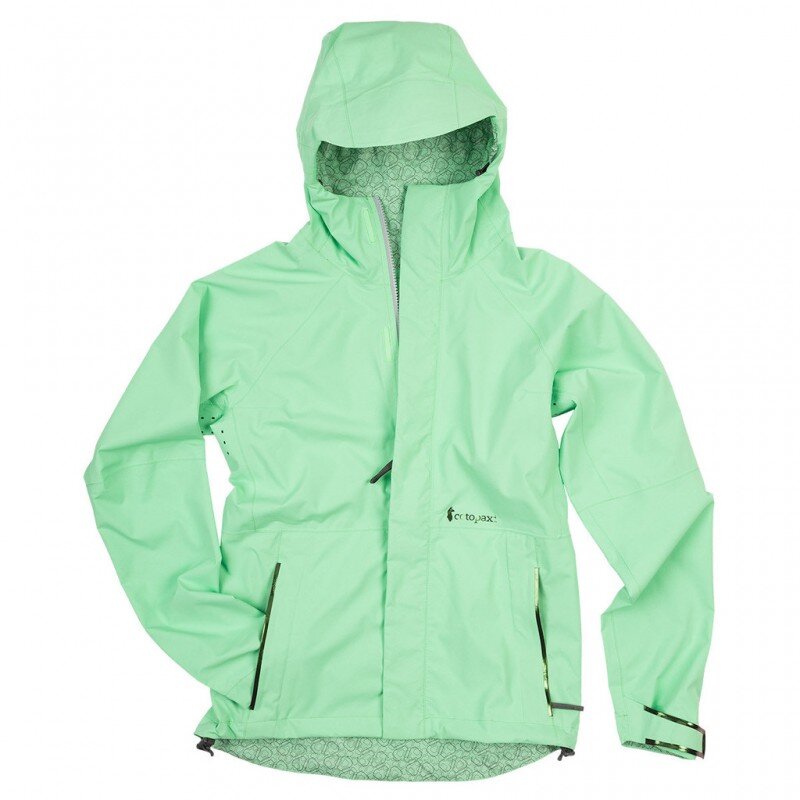 Cotopaxi Tikal active shell womens version in green. Image from Cotopaxi.